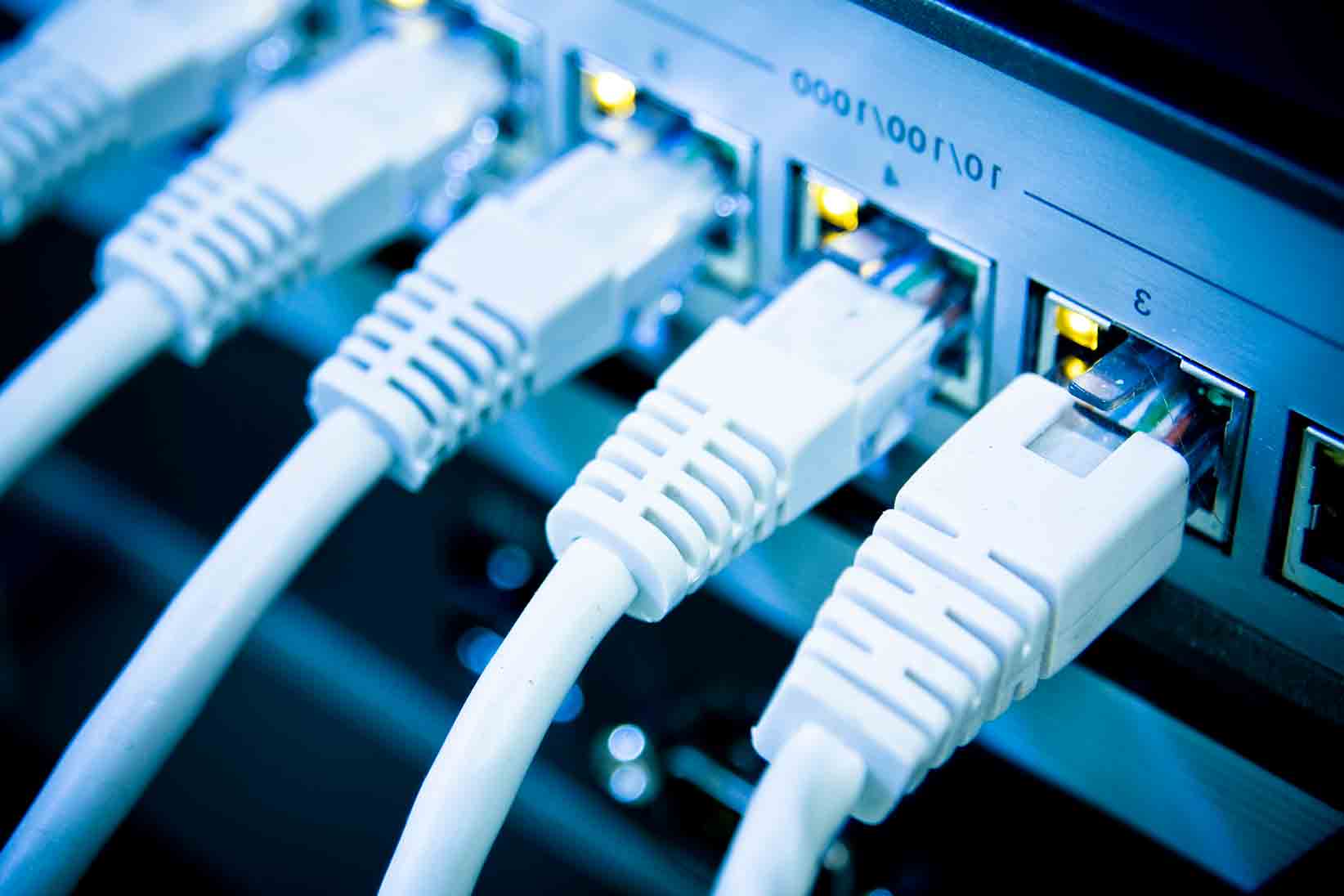 Instalación de telecomunicaciones en Barcelona, wifi, fibra